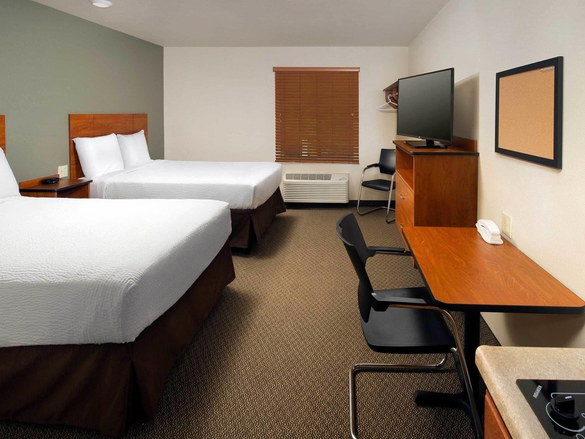 Woodspring Suites Akron Portage Lakes Exterior photo